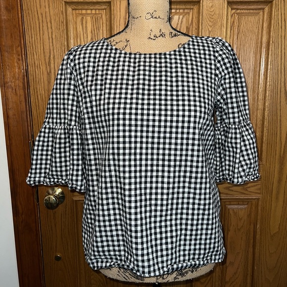Black And White Plaid Blouse - Picture 5 of 6